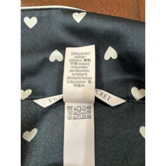 Victorias Secret HEARTS SILKY SATIN Pajama Top Size Large - Picture 5 of 5